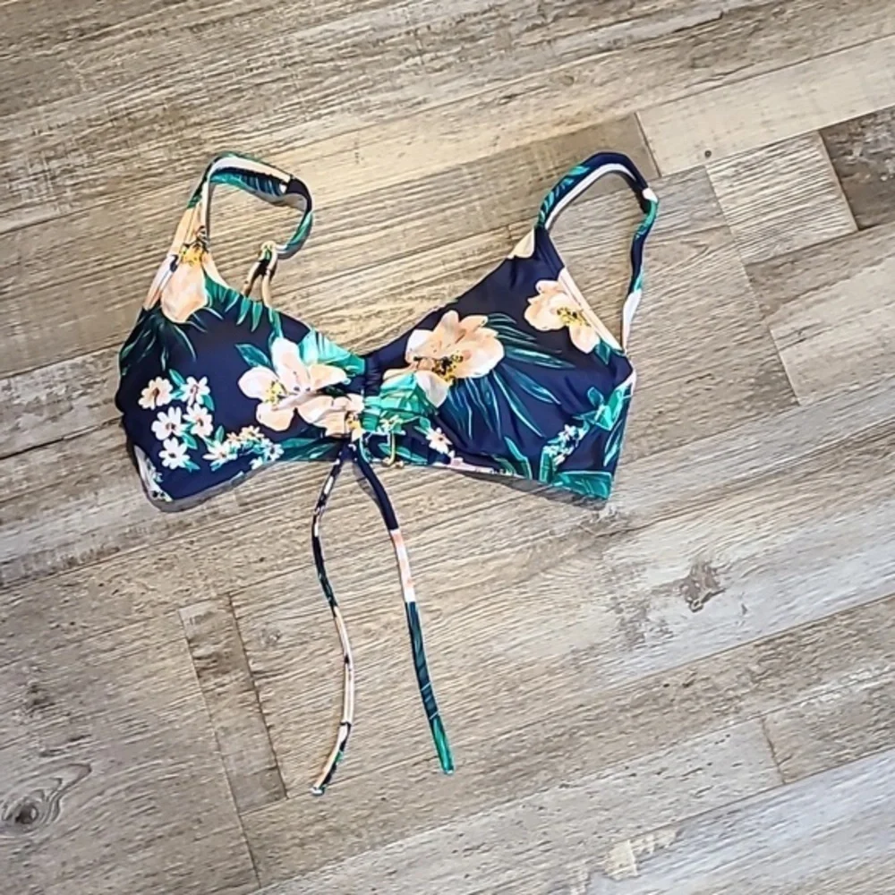 Kona Sol Bikini Top |‎ Size Small​